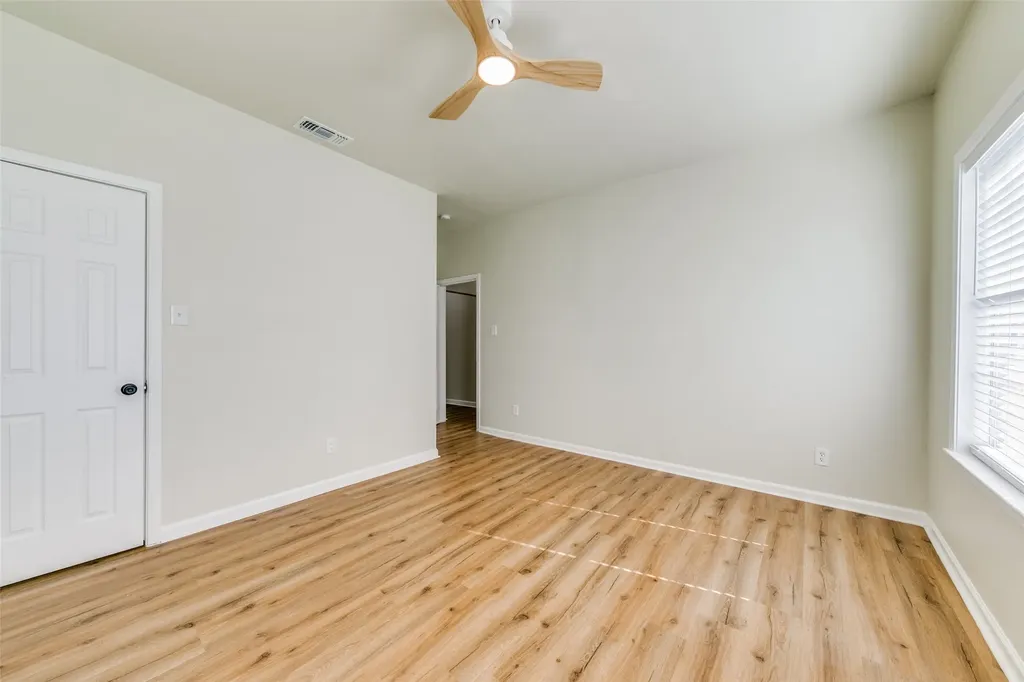 2633 S Denley Drive Dallas TX 75216