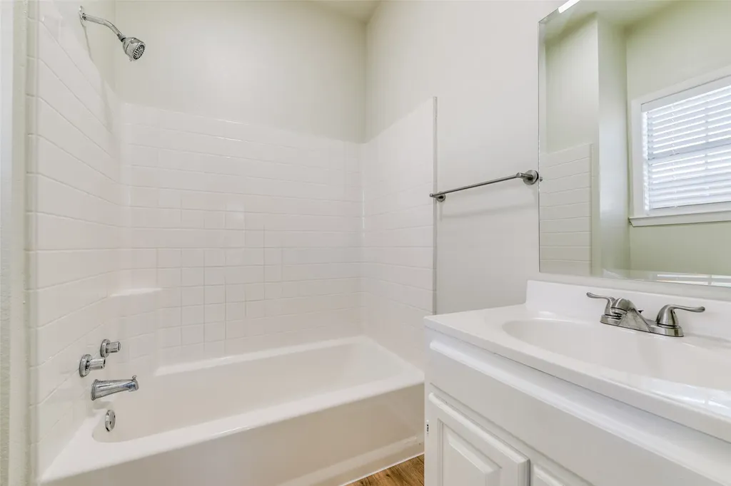 2633 S Denley Drive Dallas TX 75216