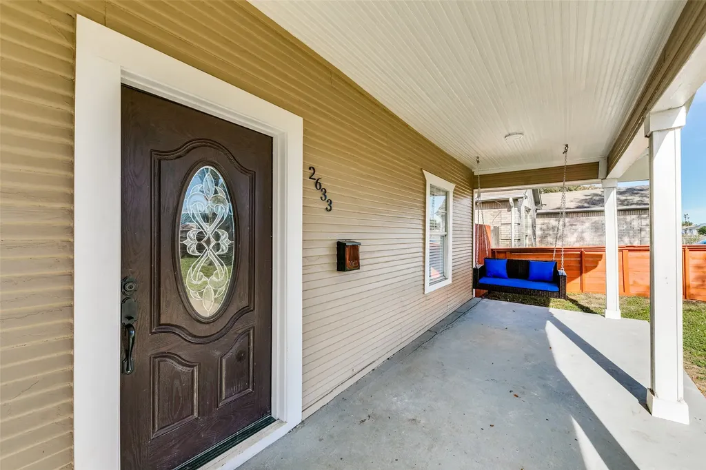 2633 S Denley Drive Dallas TX 75216