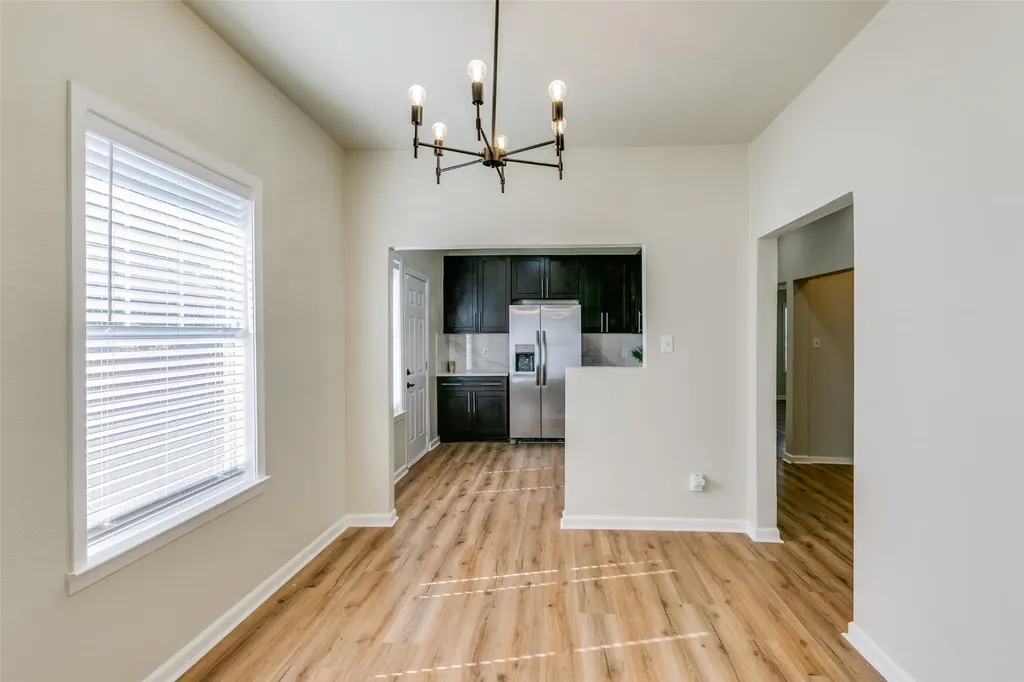 2633 S Denley Drive Dallas TX 75216