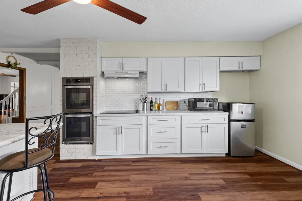 408 E Mulberry Street Leonard TX 75452
