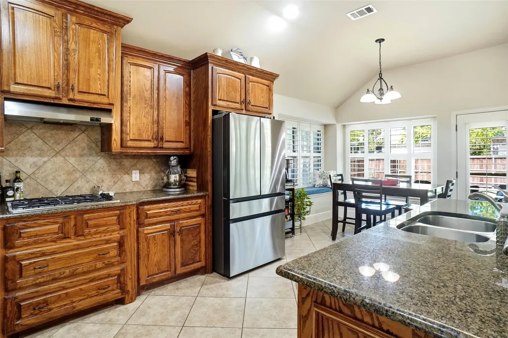 5905 Cripple Creek Trail North Richland Hills TX 76180