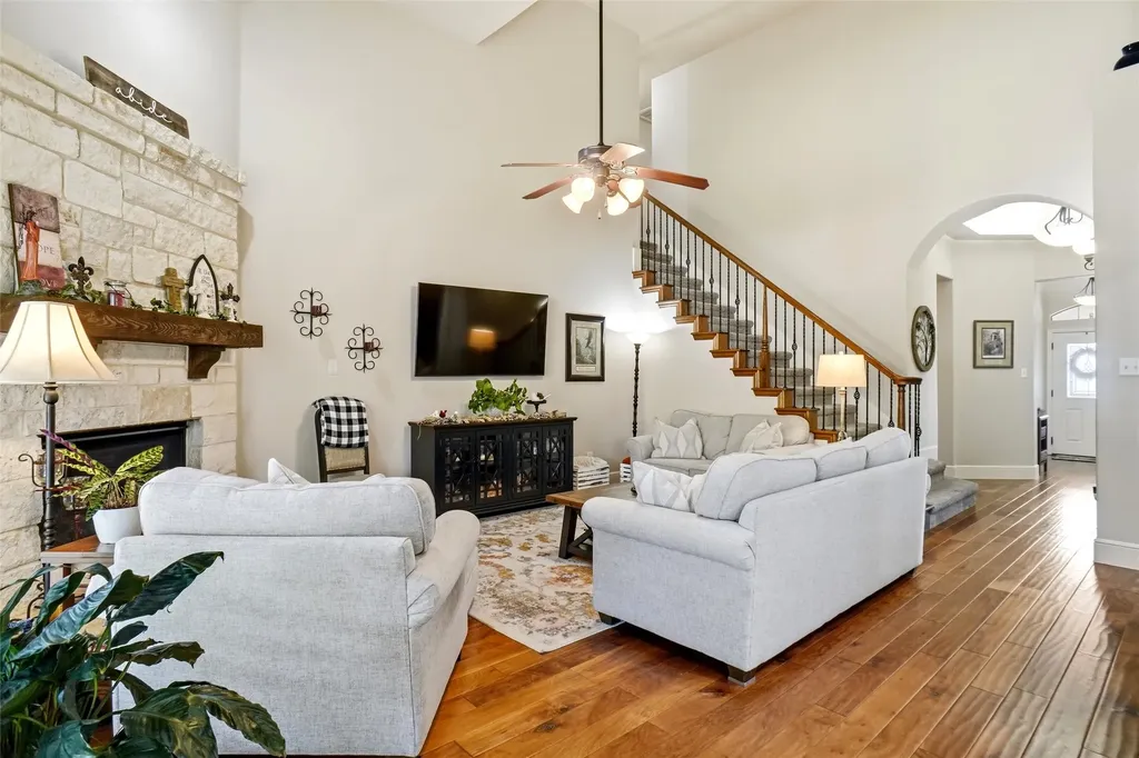 5905 Cripple Creek Trail North Richland Hills TX 76180