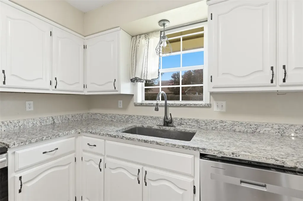 2205 Canyon Circle Bonham TX 75418