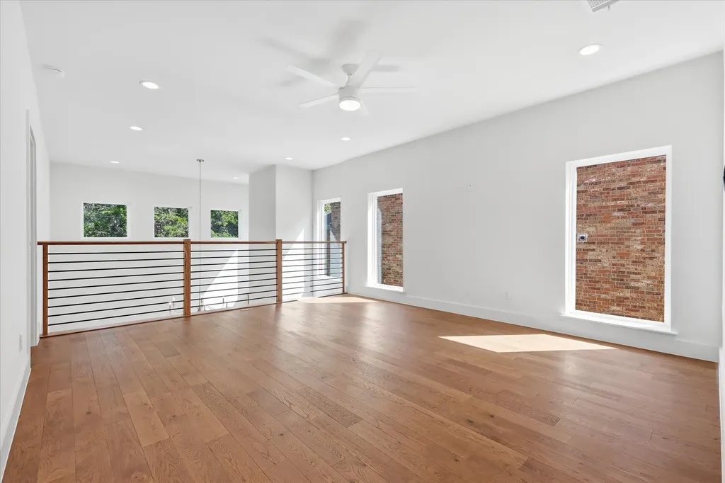 324 Valiant Drive Rockwall TX 75032
