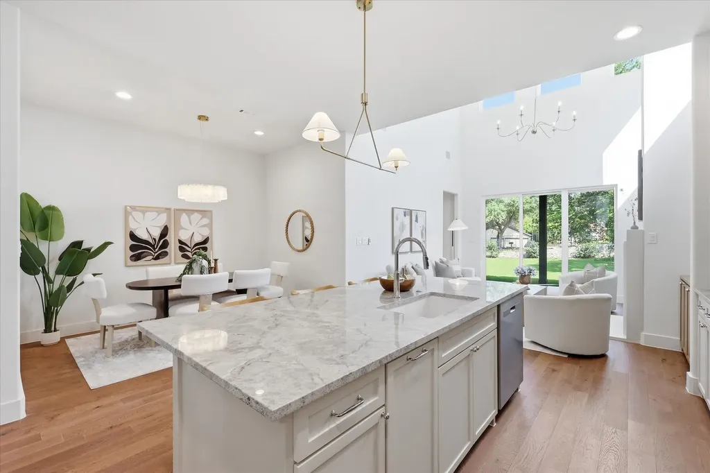 324 Valiant Drive Rockwall TX 75032