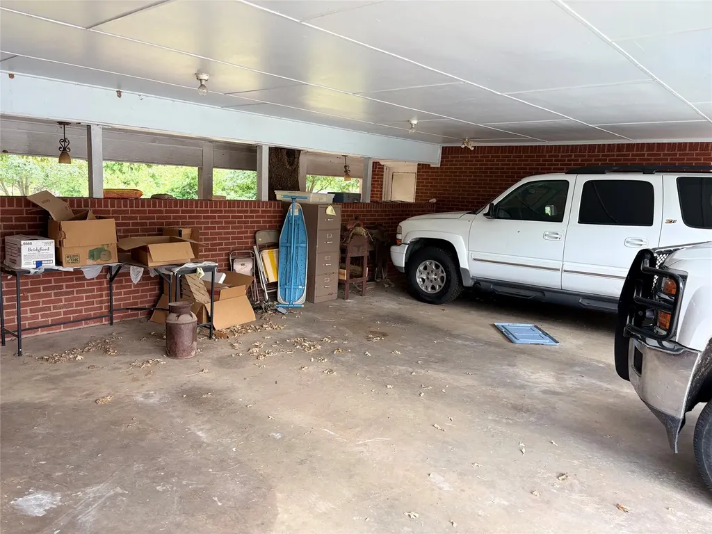 3103 N Oak Avenue Mineral Wells TX 76067