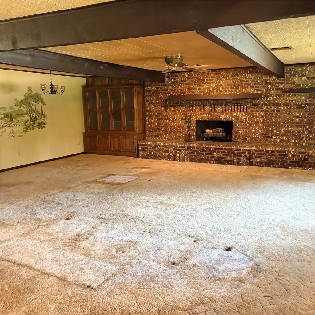3103 N Oak Avenue Mineral Wells TX 76067