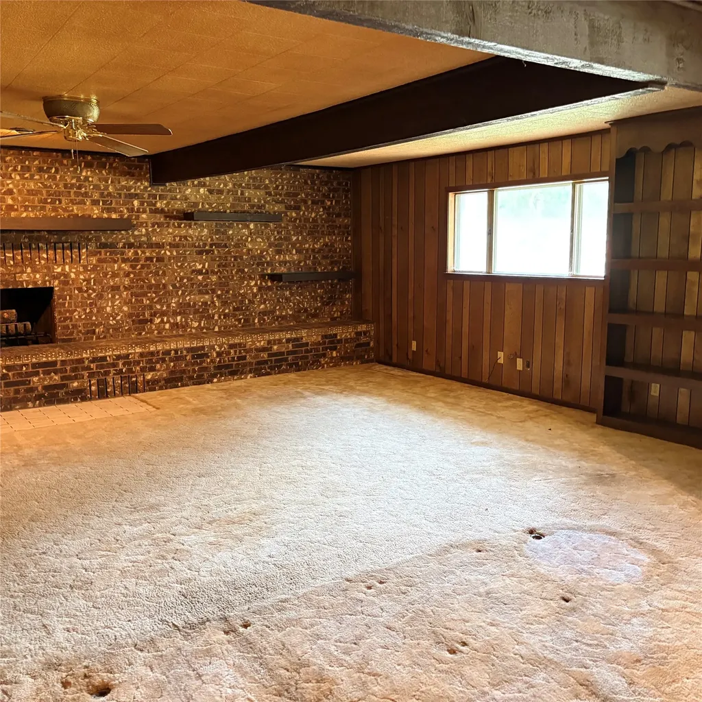 3103 N Oak Avenue Mineral Wells TX 76067