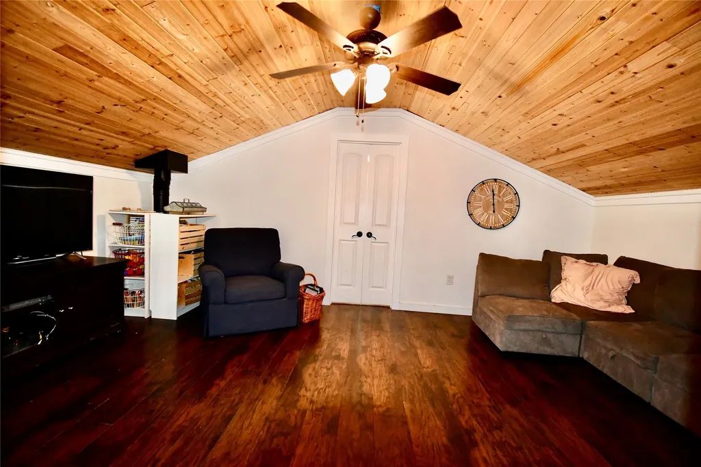1545 Old Authon Road Weatherford TX 76088
