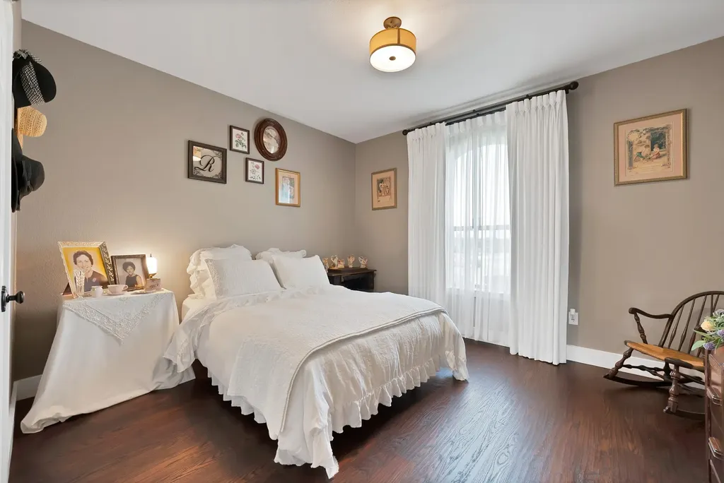 9688 Whispering Creek Terrace Grandview TX 76050