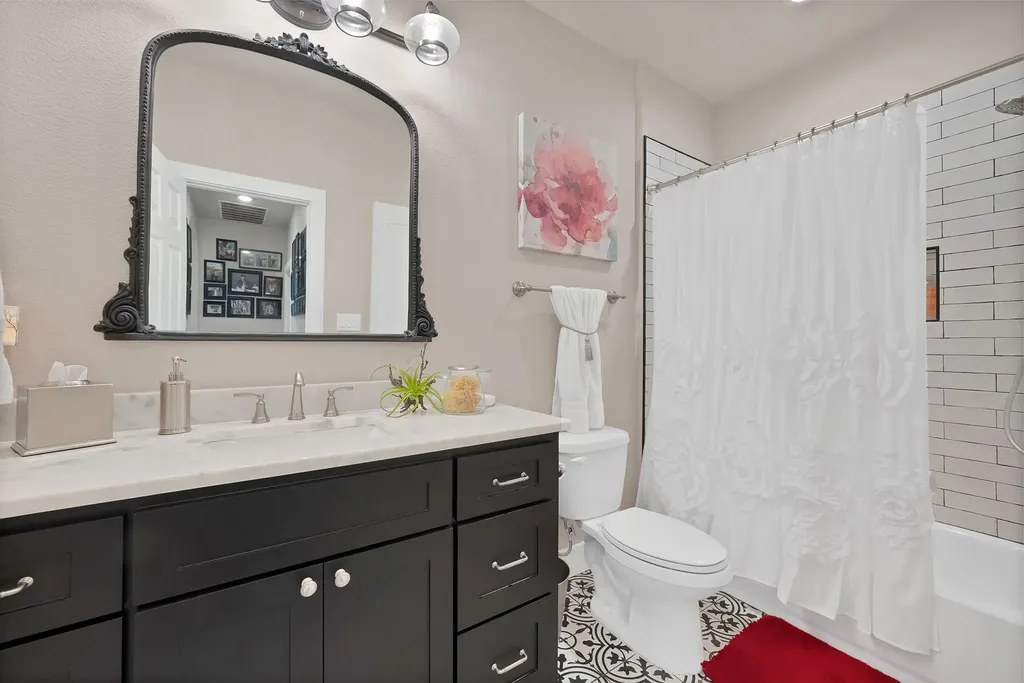 9688 Whispering Creek Terrace Grandview TX 76050