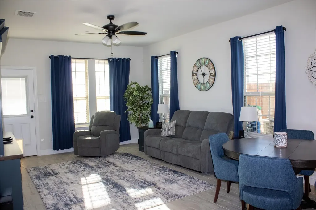 642 Sandiford Court Mansfield TX 76063