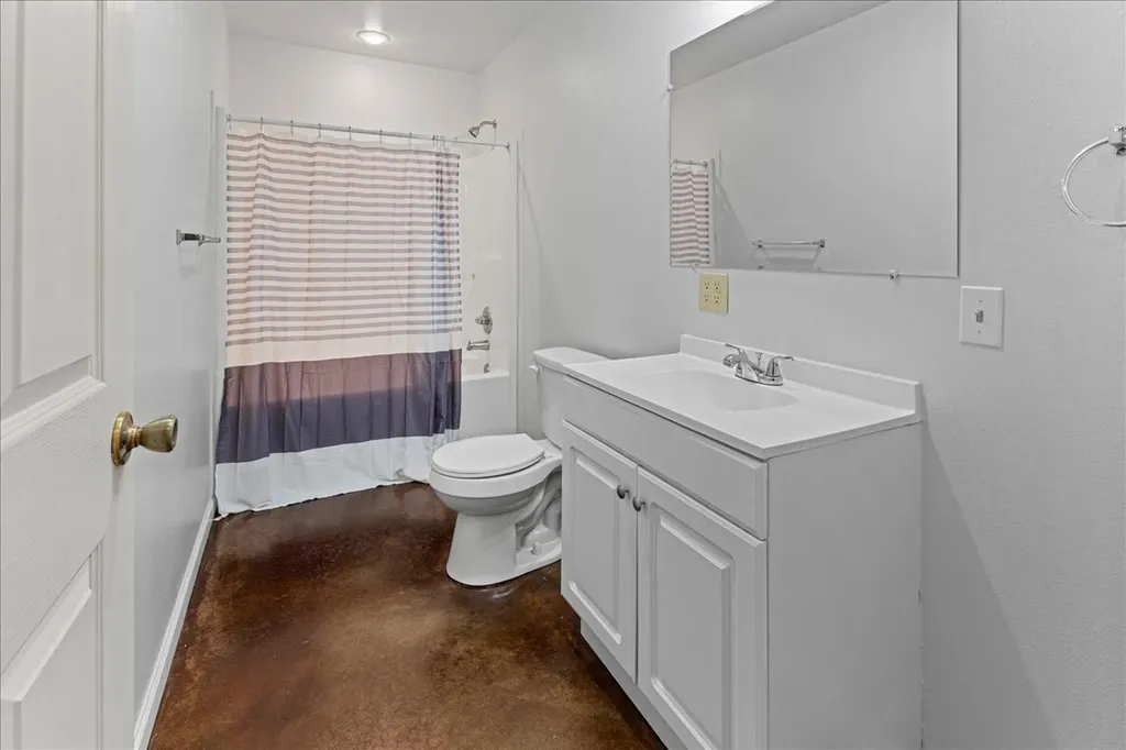 230 Private Road 7422 Hawkins TX 75765