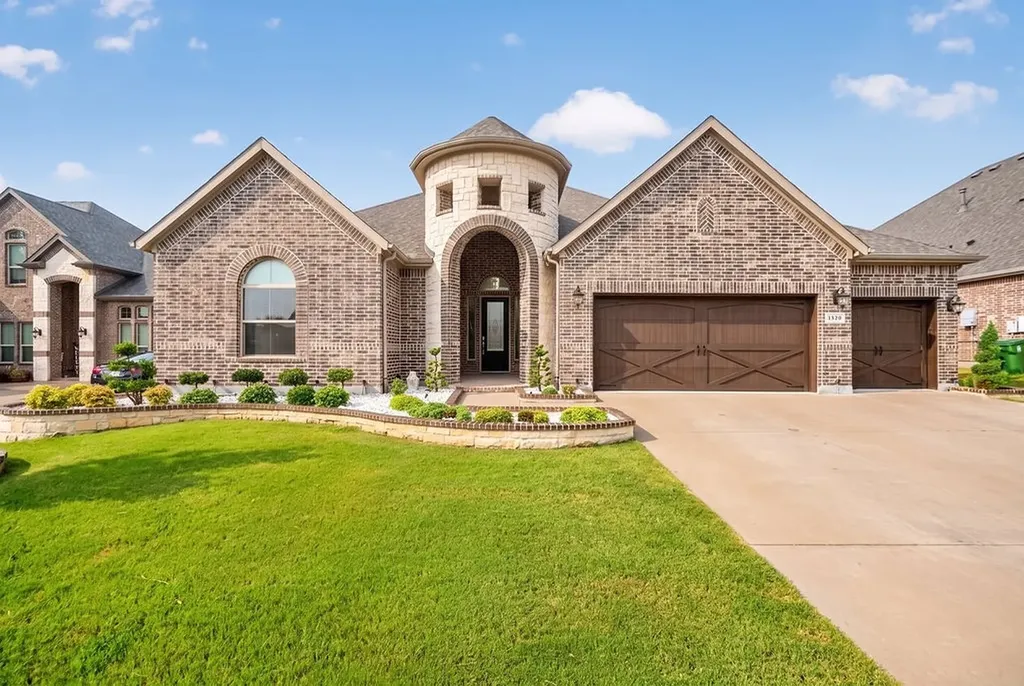 1320 Cecilia Court Arlington TX 76002