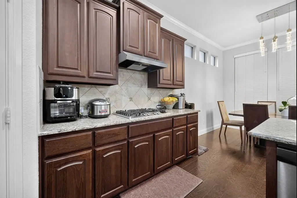 1320 Cecilia Court Arlington TX 76002