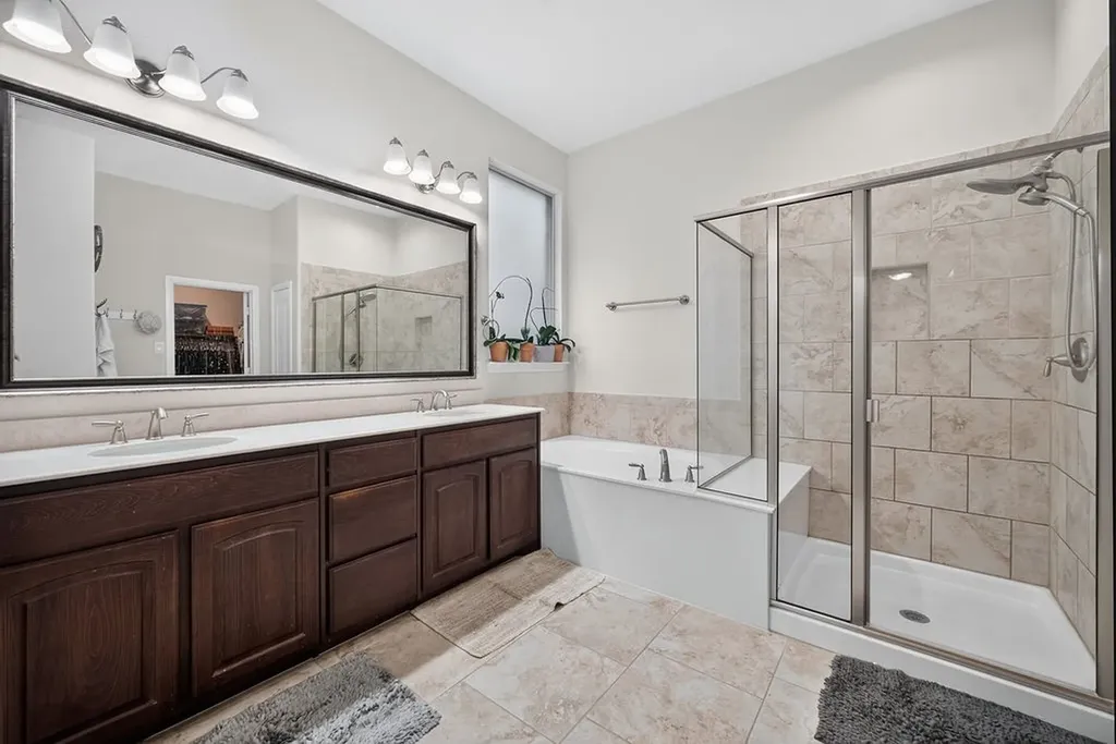 1320 Cecilia Court Arlington TX 76002