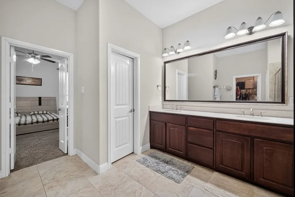 1320 Cecilia Court Arlington TX 76002
