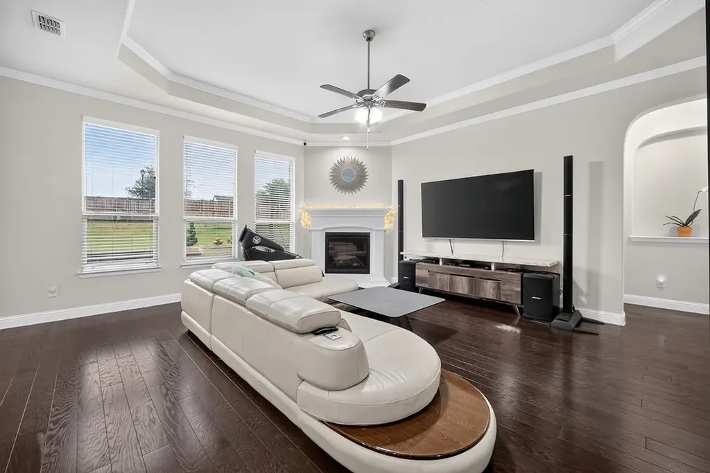 1320 Cecilia Court Arlington TX 76002