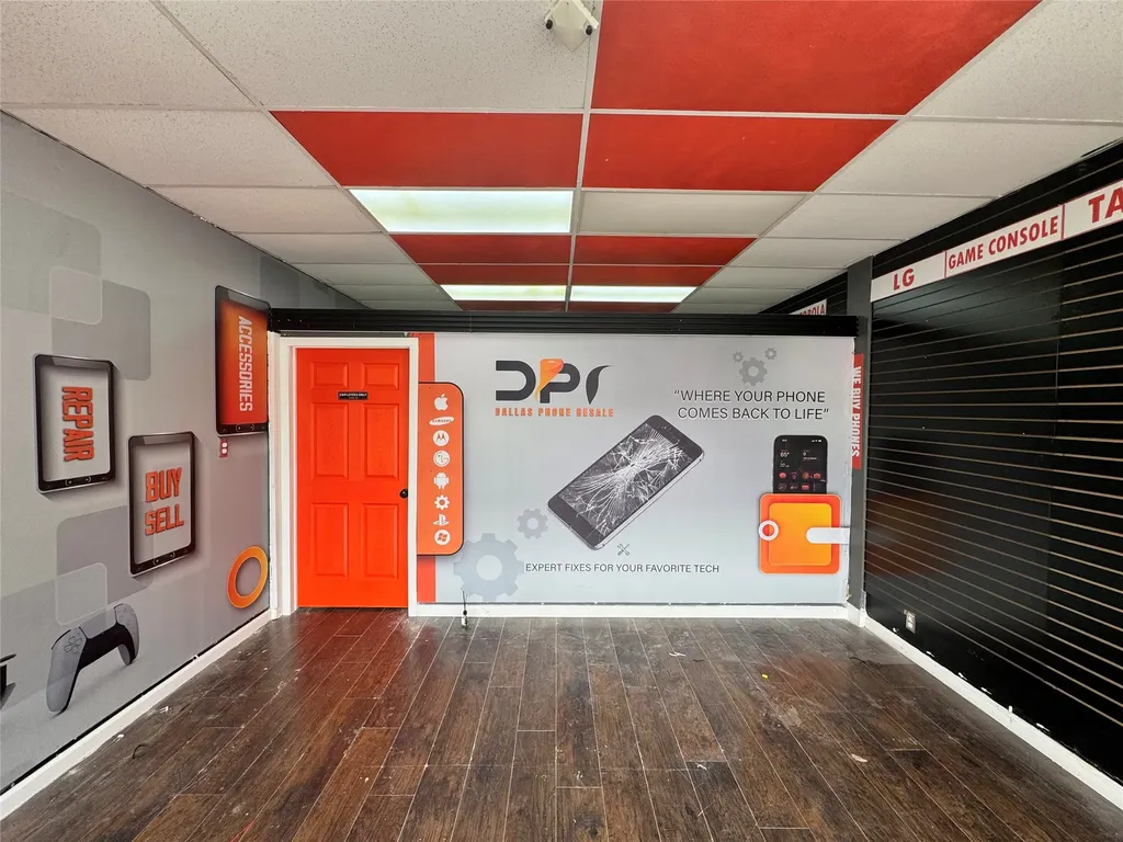 2003 W Davis Dallas TX 75208