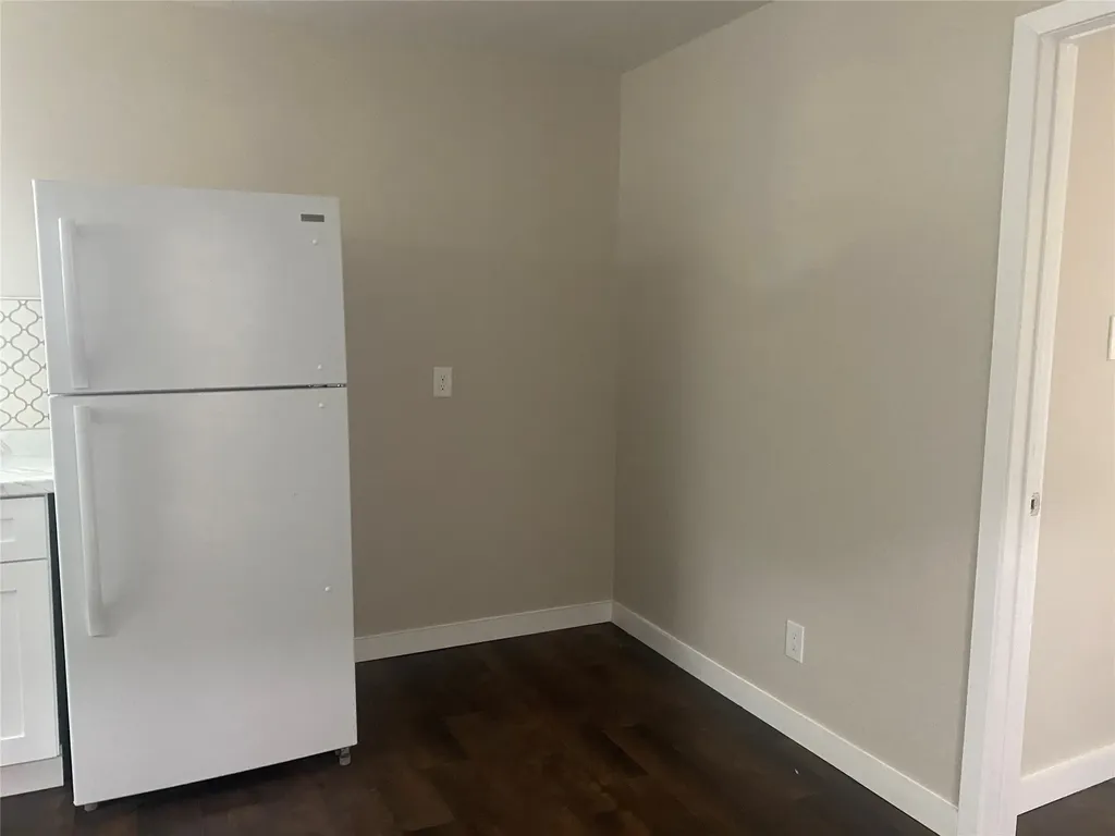 212 Washington Street Garland TX 75040
