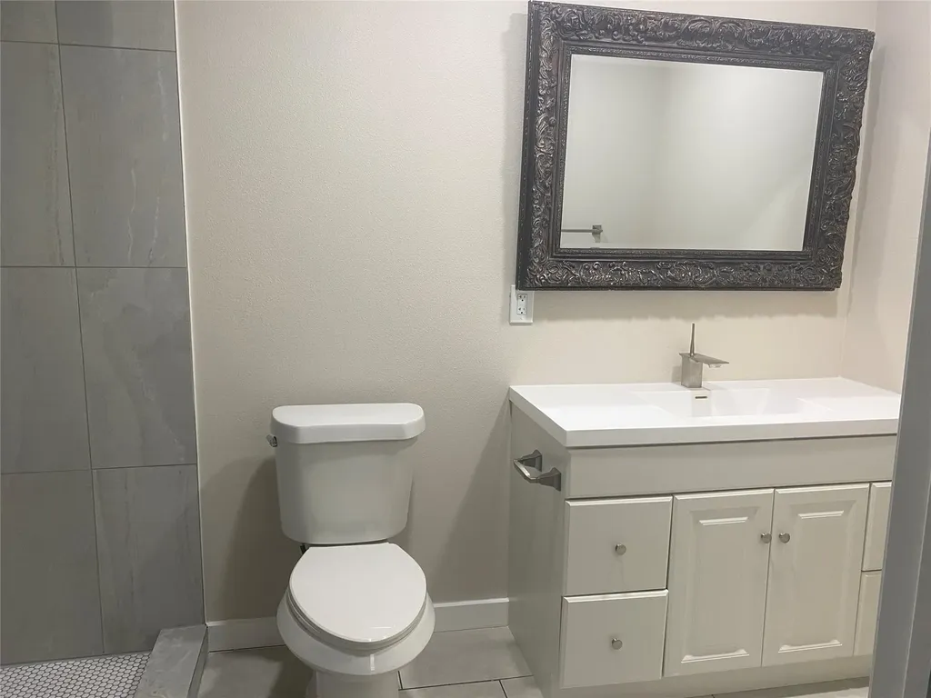 212 Washington Street Garland TX 75040