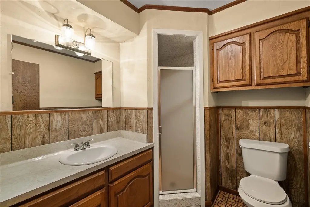 3168 County Road 2182 Greenville TX 75402