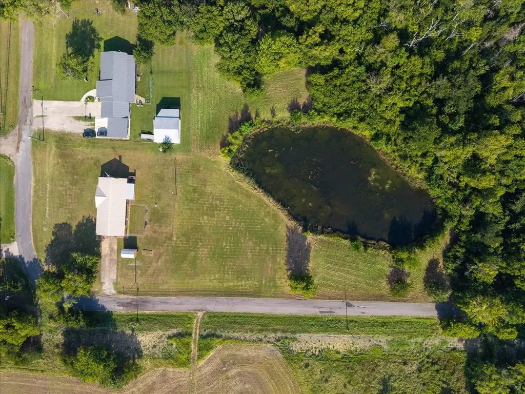 3168 County Road 2182 Greenville TX 75402