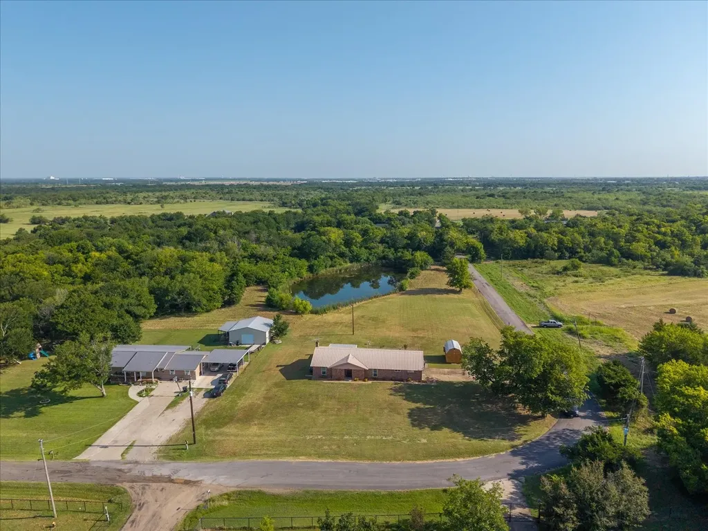 3168 County Road 2182 Greenville TX 75402