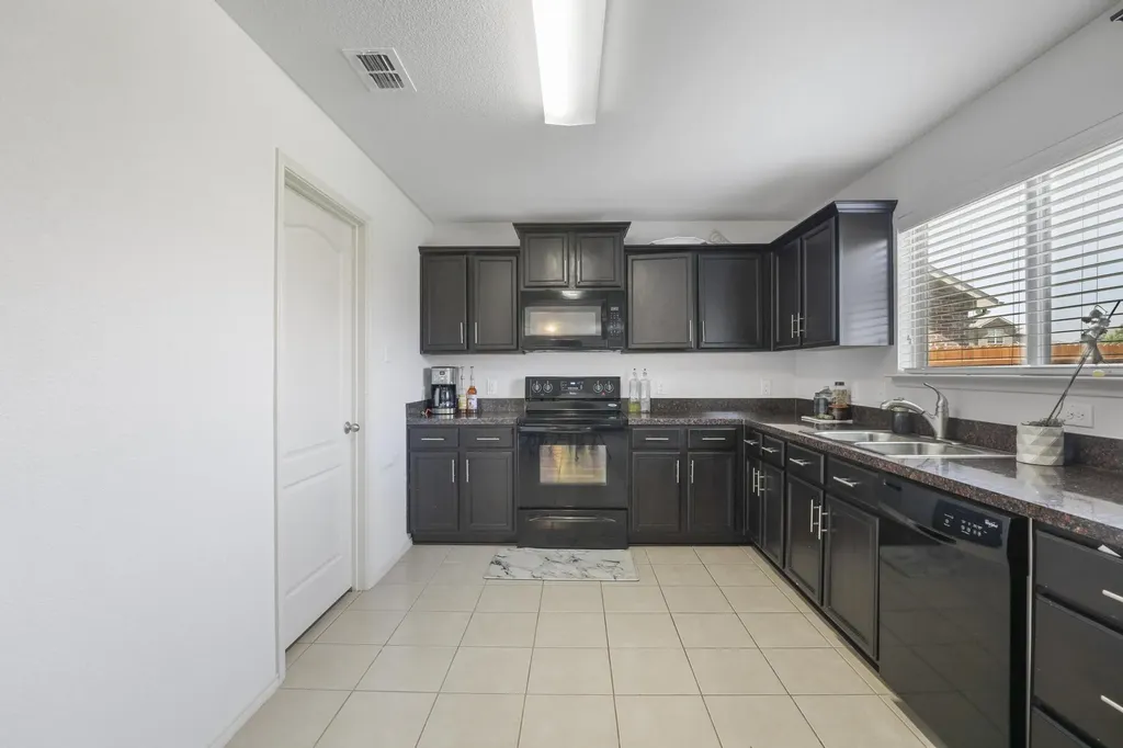 5305 Wharfside Place Denton TX 76208