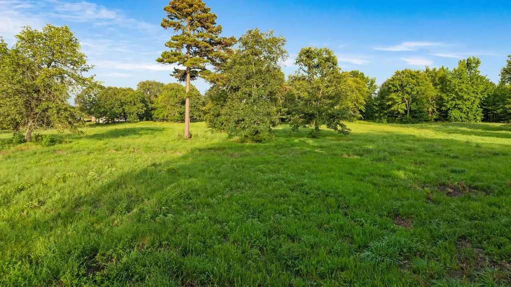 Tract A County Road 43200 Powderly TX 75473