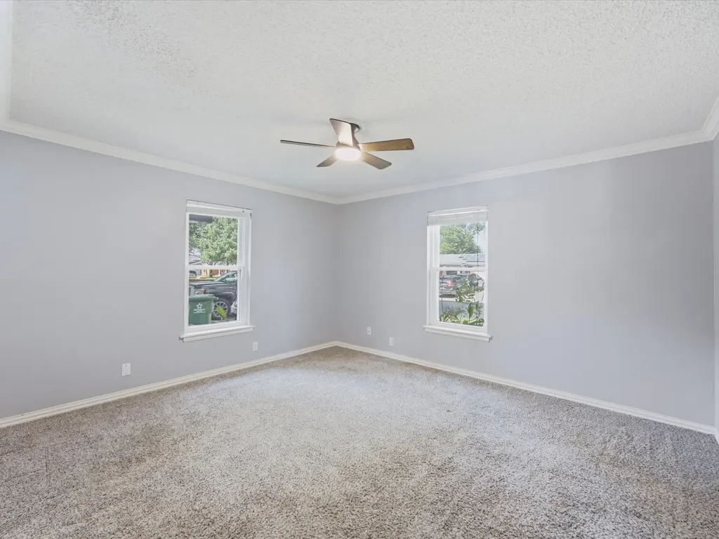 828 Billie Ruth Lane Hurst TX 76053