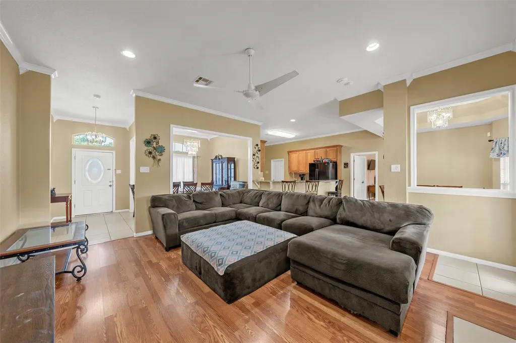 608 Pebble Creek Drive Hewitt TX 76643