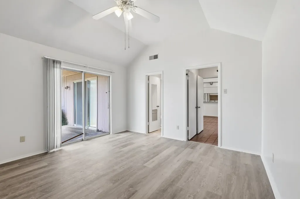 13422 Blossomheath Lane Dallas TX 75240