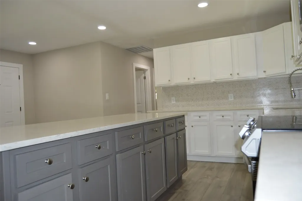 501 E 2nd Street Quinlan TX 75474