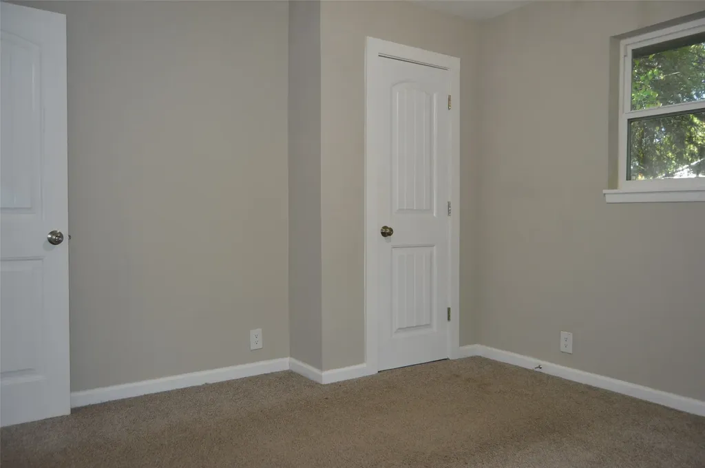 501 E 2nd Street Quinlan TX 75474