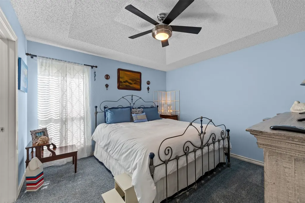809 Shady Creek Drive Kennedale TX 76060