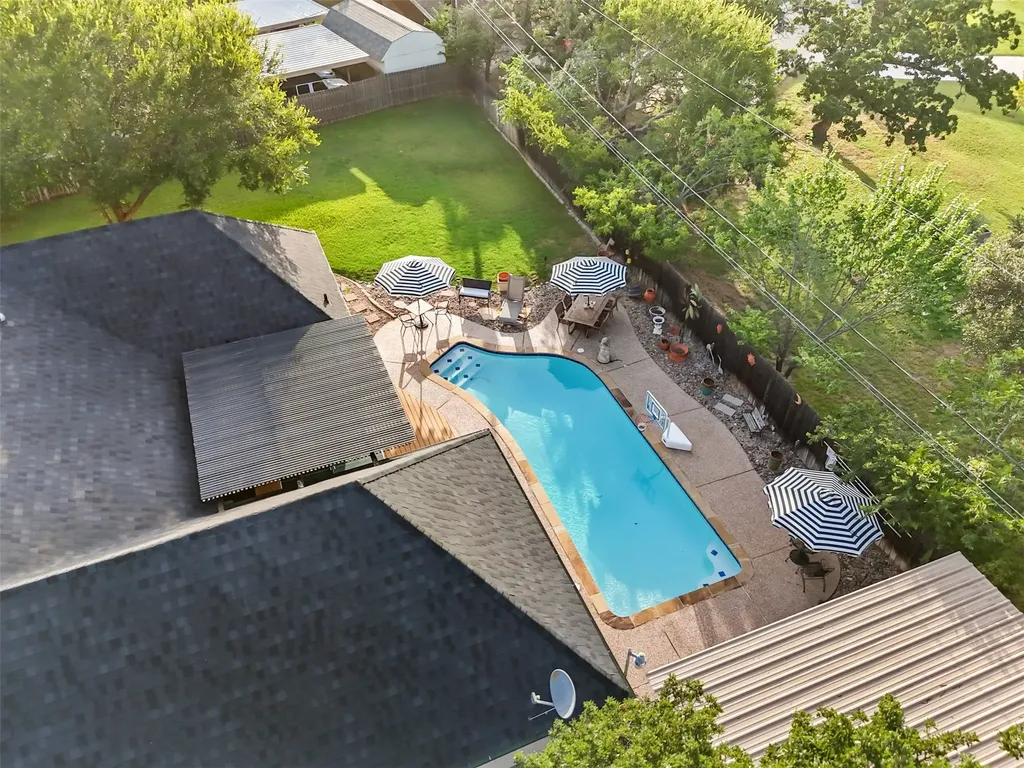 809 Shady Creek Drive Kennedale TX 76060
