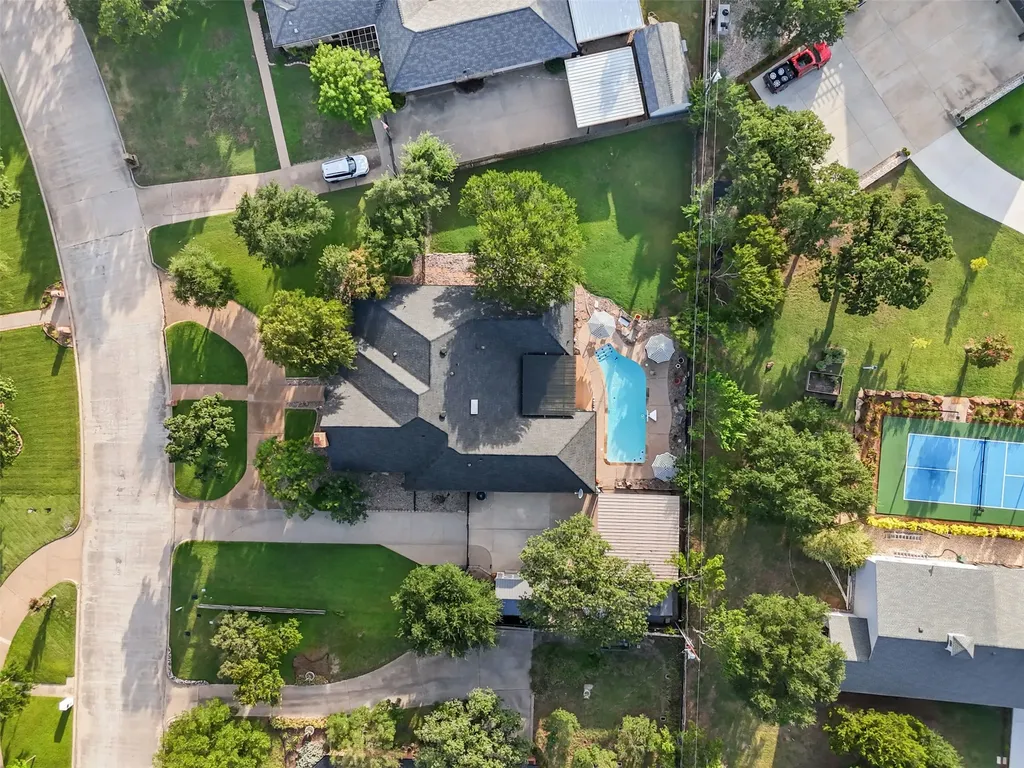 809 Shady Creek Drive Kennedale TX 76060