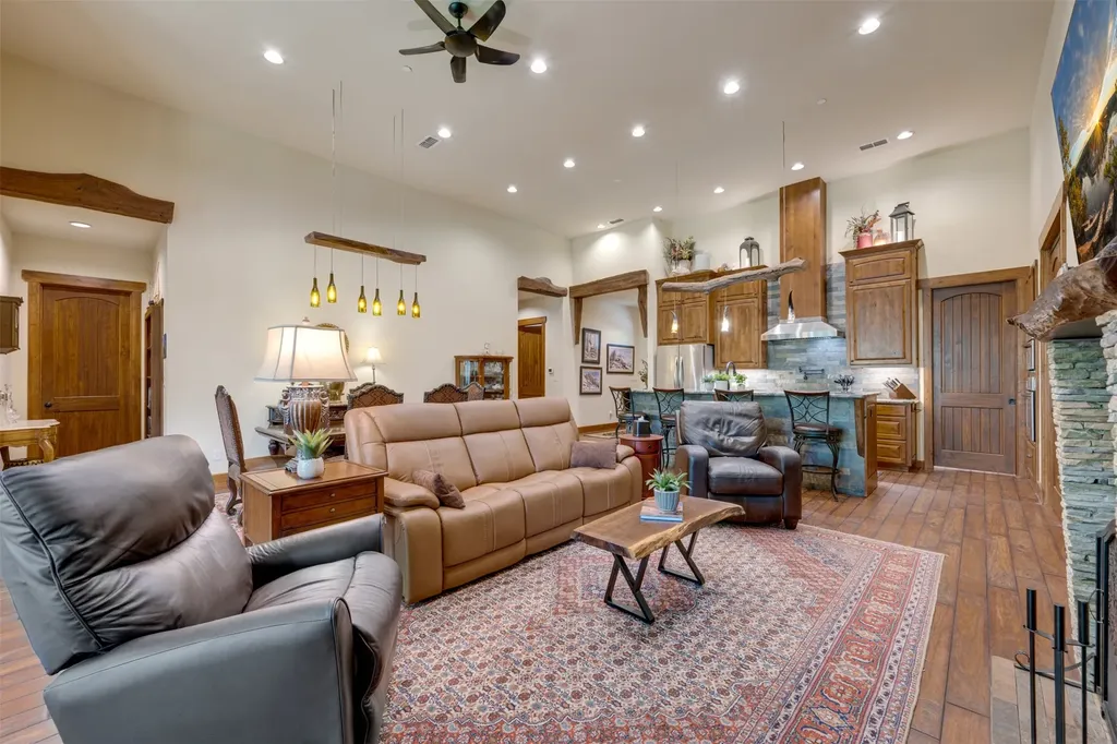 6841 State Highway 154 E Gilmer TX 75645