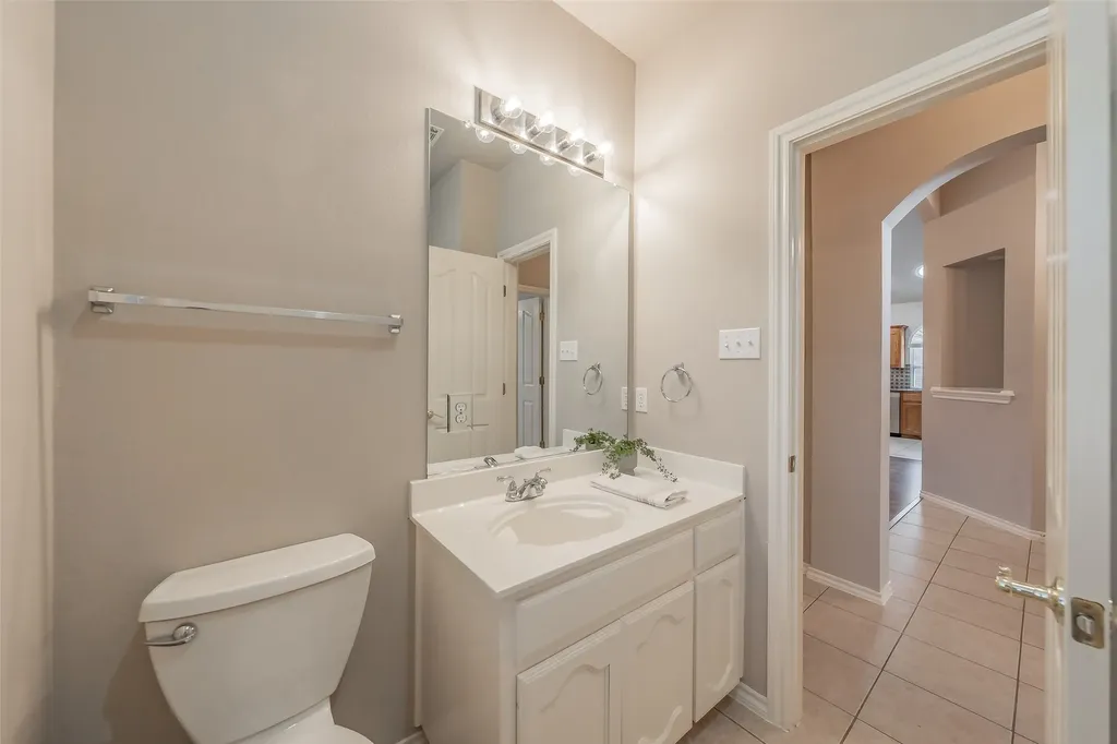 10501 Cloisters Drive Fort Worth TX 76131