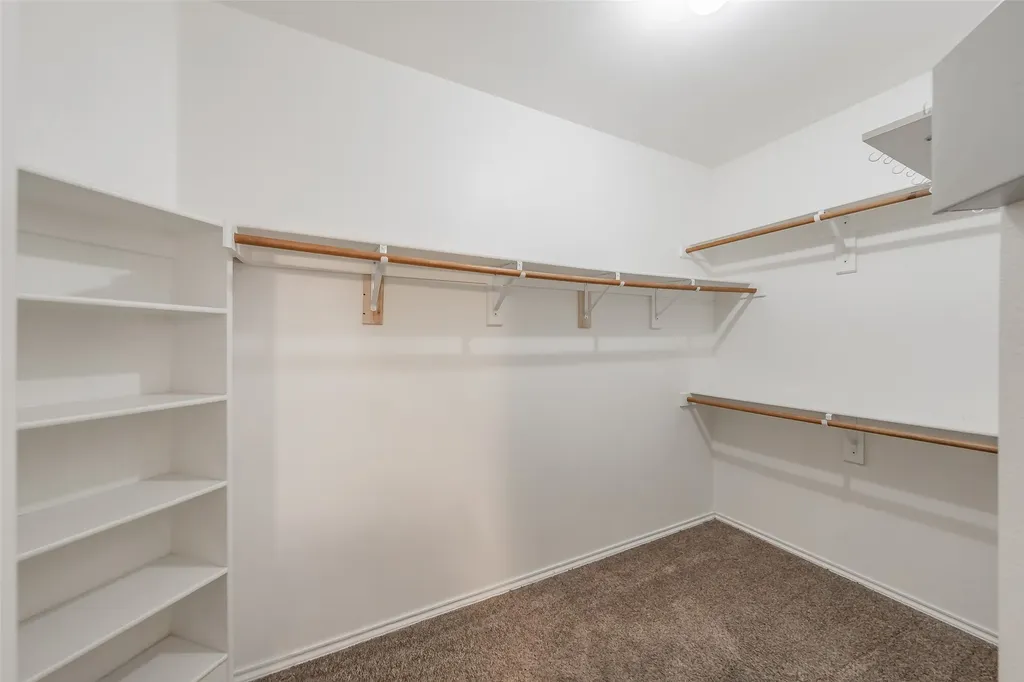 10501 Cloisters Drive Fort Worth TX 76131