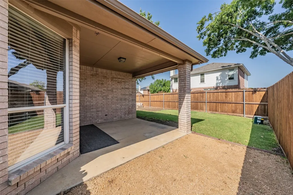 10501 Cloisters Drive Fort Worth TX 76131