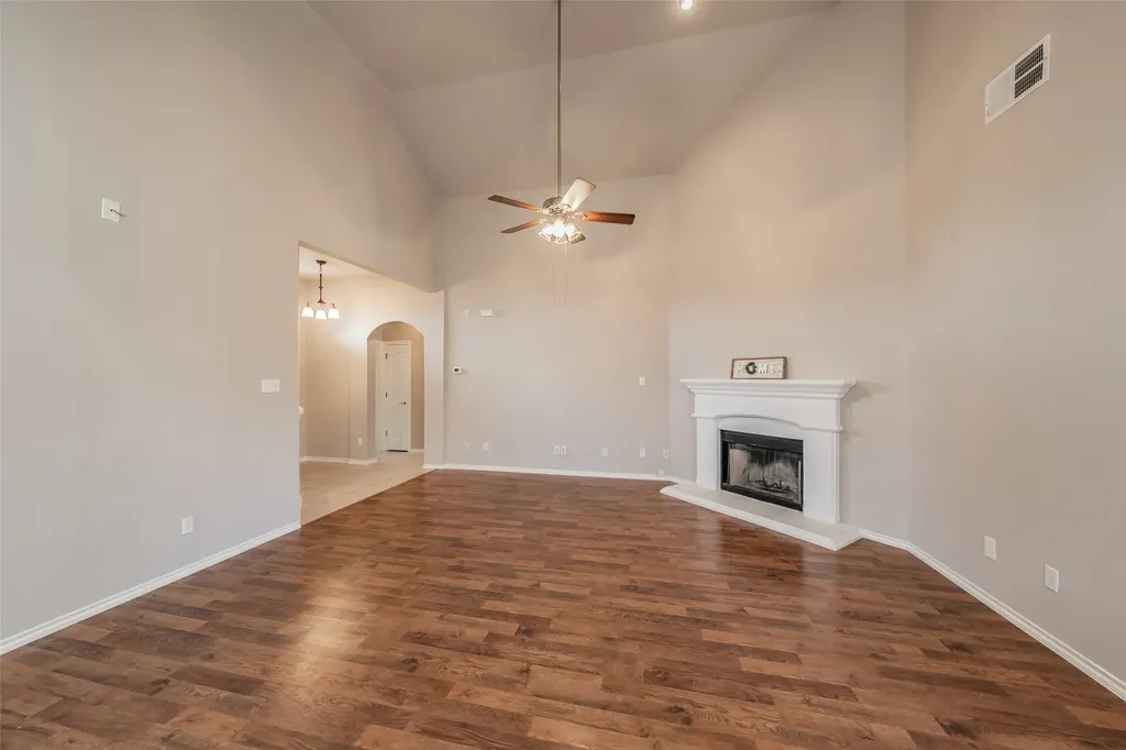 10501 Cloisters Drive Fort Worth TX 76131