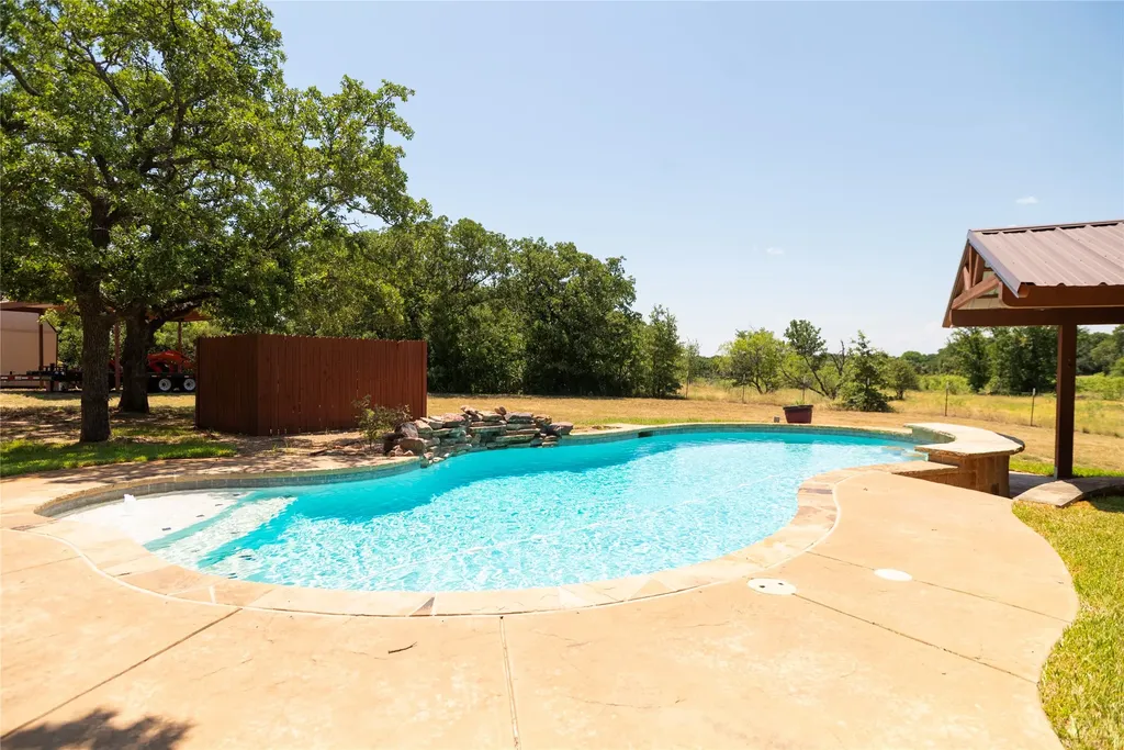 406 Private Road 3706 Bridgeport TX 76426