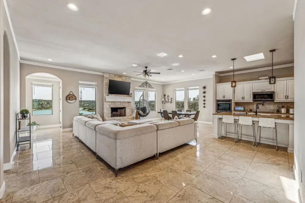 2350 Lakeside Drive Bluff Dale TX 76433
