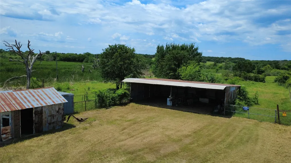 4064 Fm 1759 Nocona TX 76255