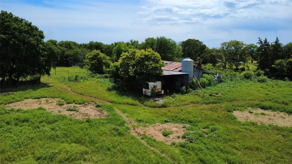 4064 Fm 1759 Nocona TX 76255