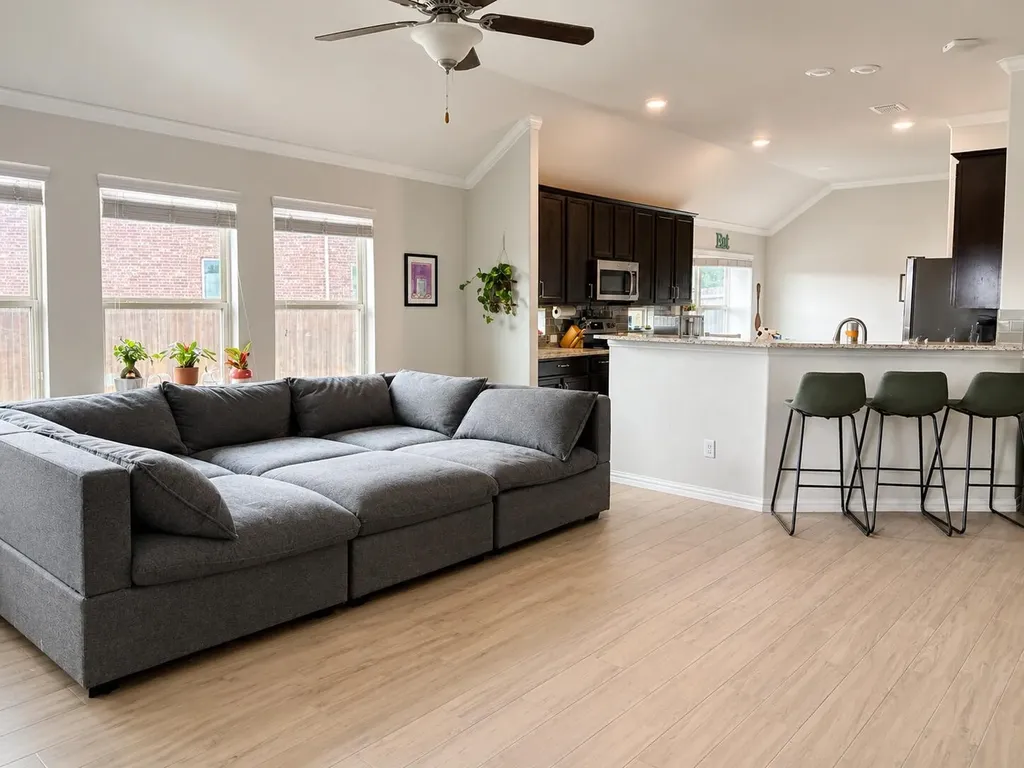 347 Chamberlain Drive Fate TX 75189