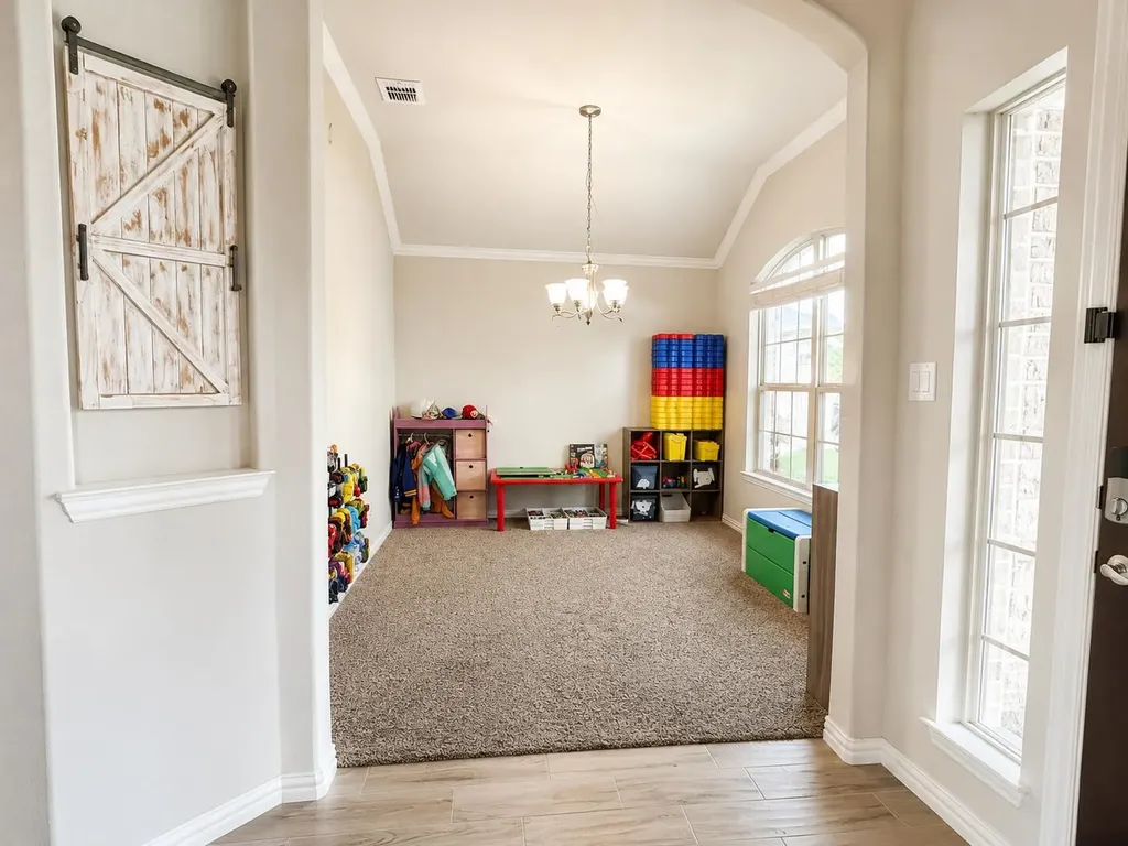 347 Chamberlain Drive Fate TX 75189